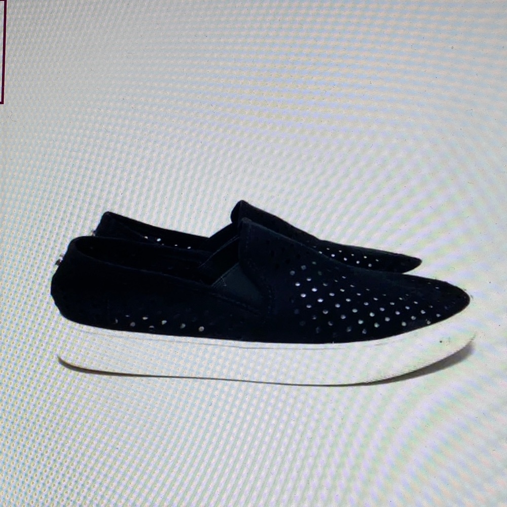 Steve Madden Owen Perforated Faux Suede Slip On Sneaker Black 8